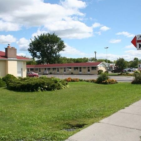 Avalon Motel Belleville Buitenkant foto